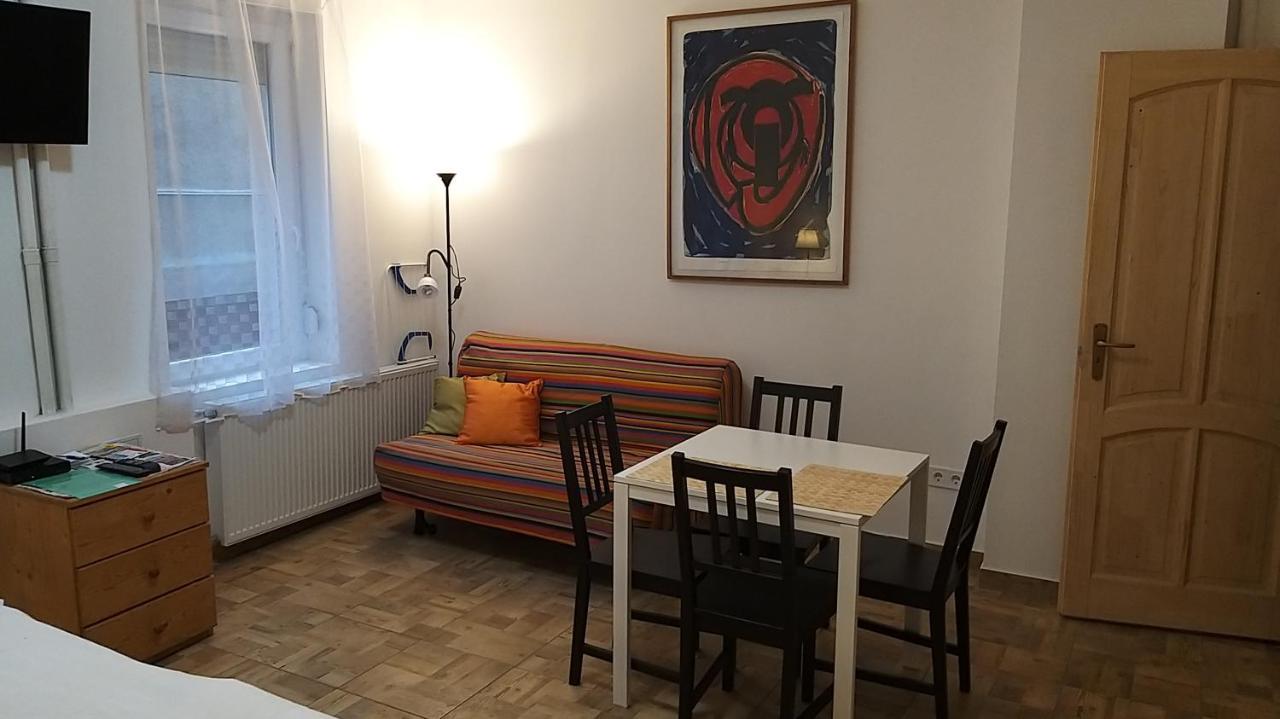 O-Ujlak Apartman Budapeszt Zewnętrze zdjęcie